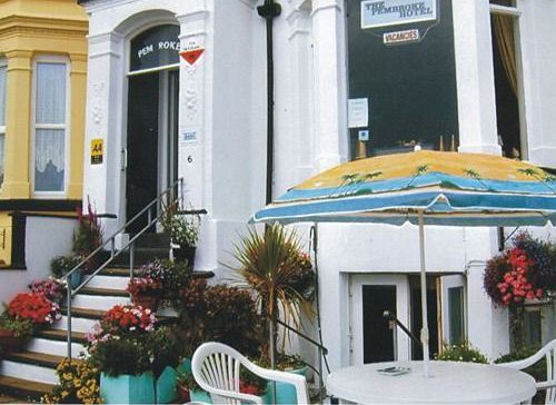 Pembroke B And B Guest Accomodation Bridlington Exteriör bild